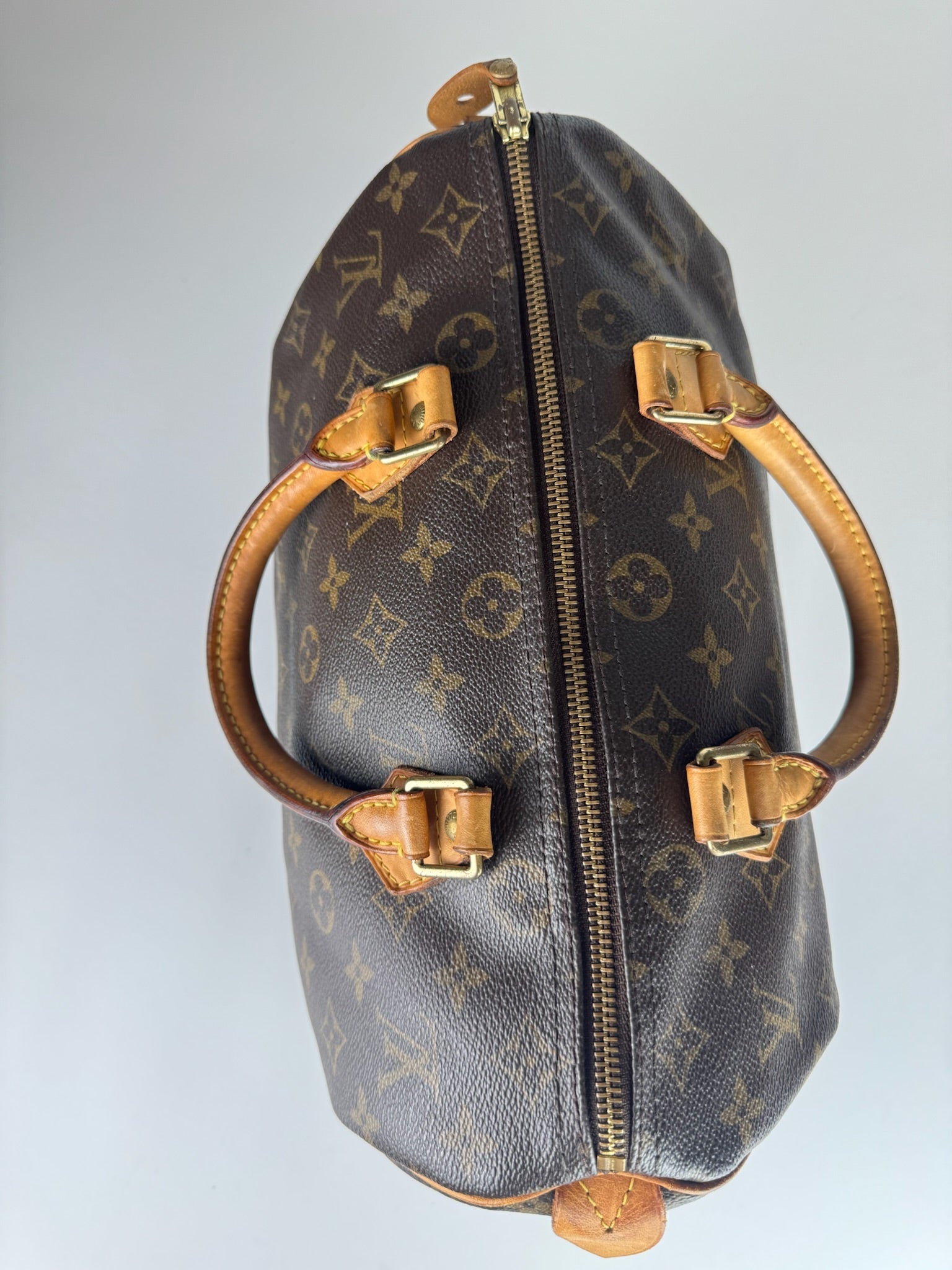 Louis Vuitton Speedy 30 - respace.studio
