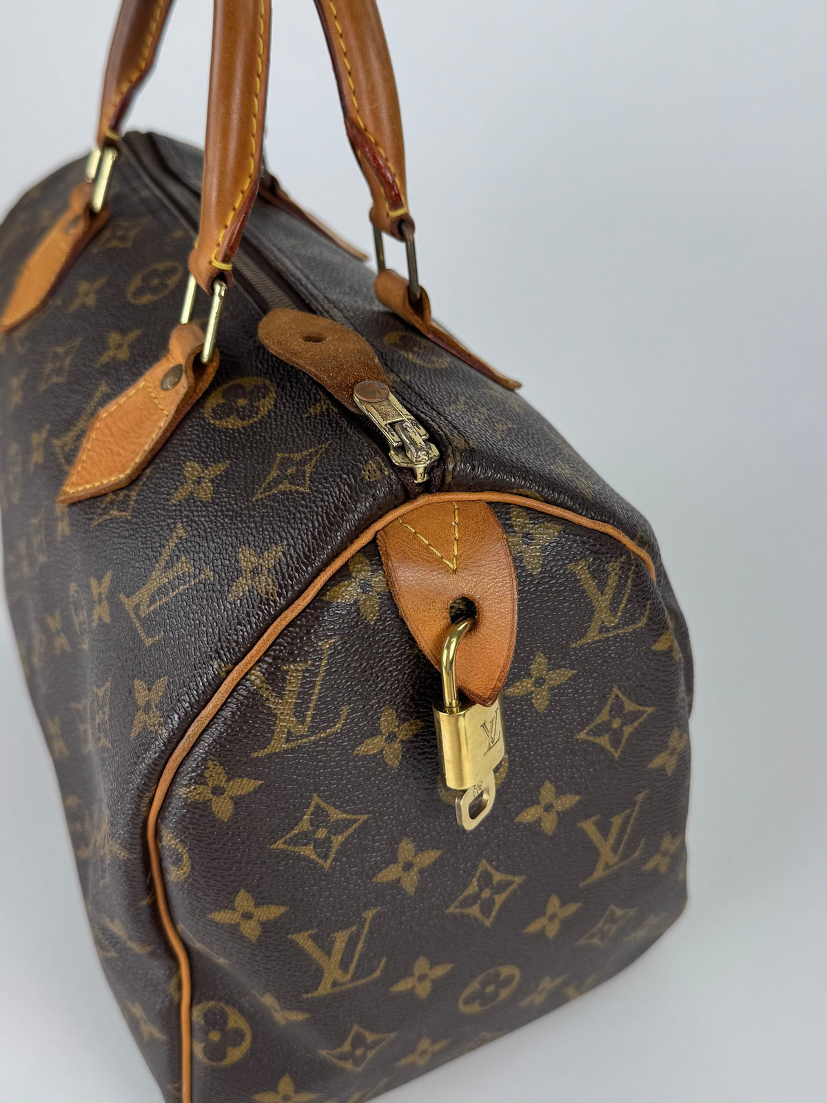 Louis Vuitton Speedy 30 - respace.studio