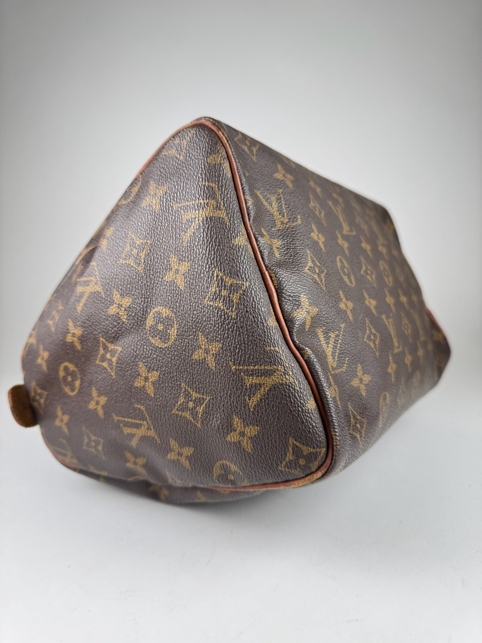 Louis Vuitton Speedy 30 - respace.studio
