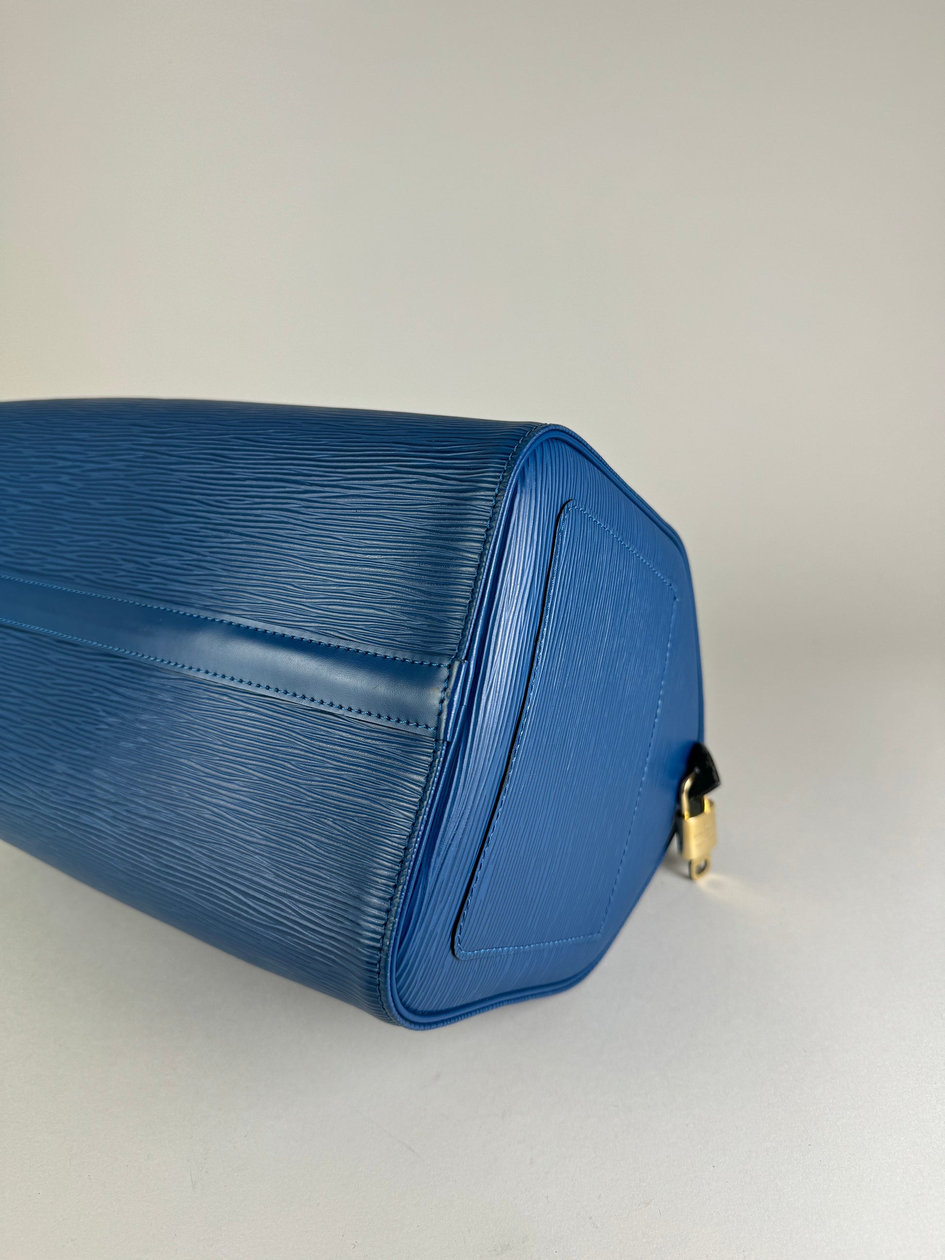 Louis Vuitton Speedy 30 - respace.studio