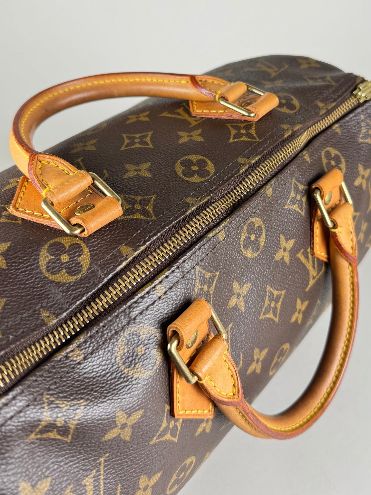 Louis Vuitton Speedy 30 - respace.studio