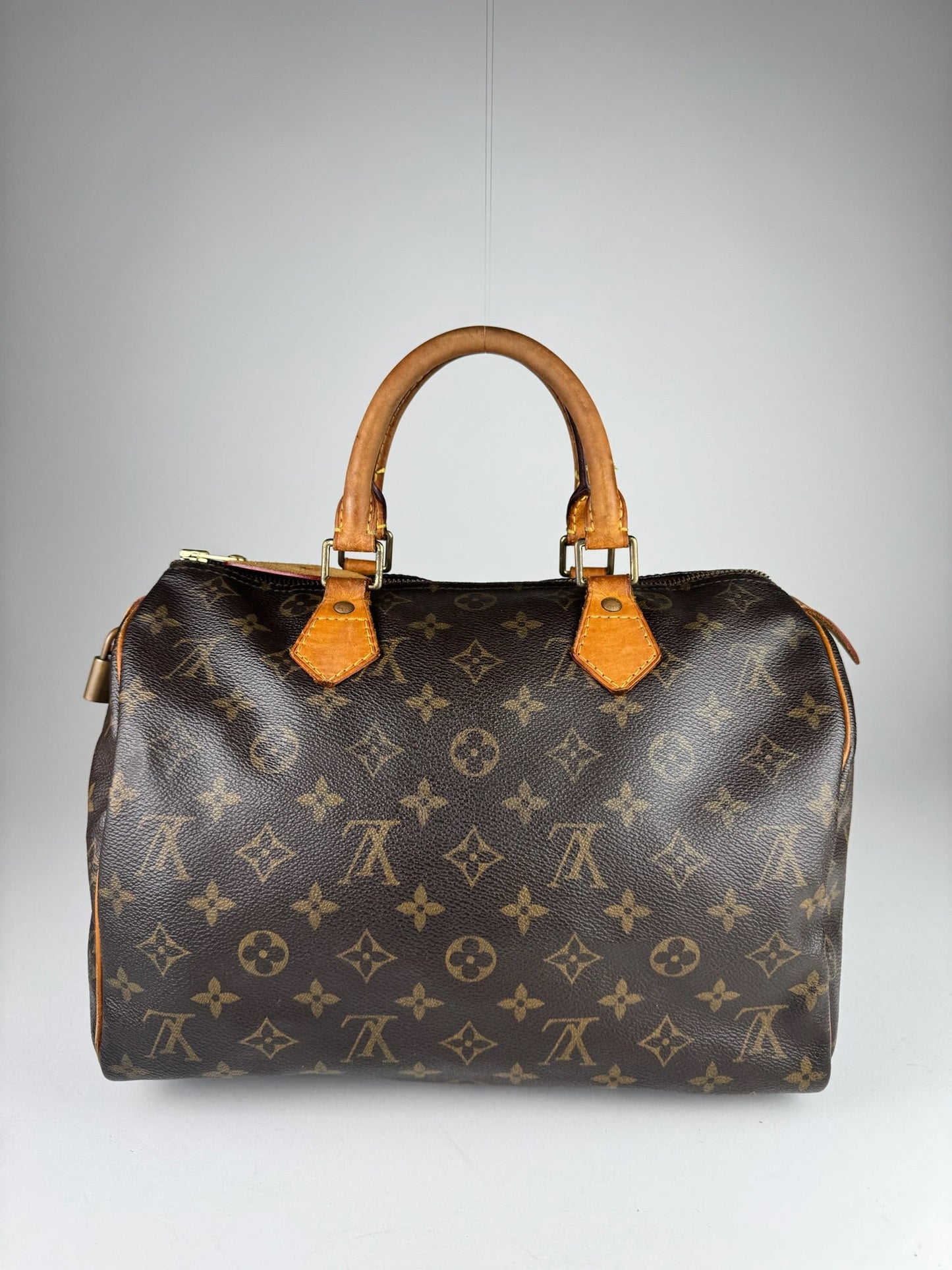 Louis Vuitton Speedy 30 - respace.studio