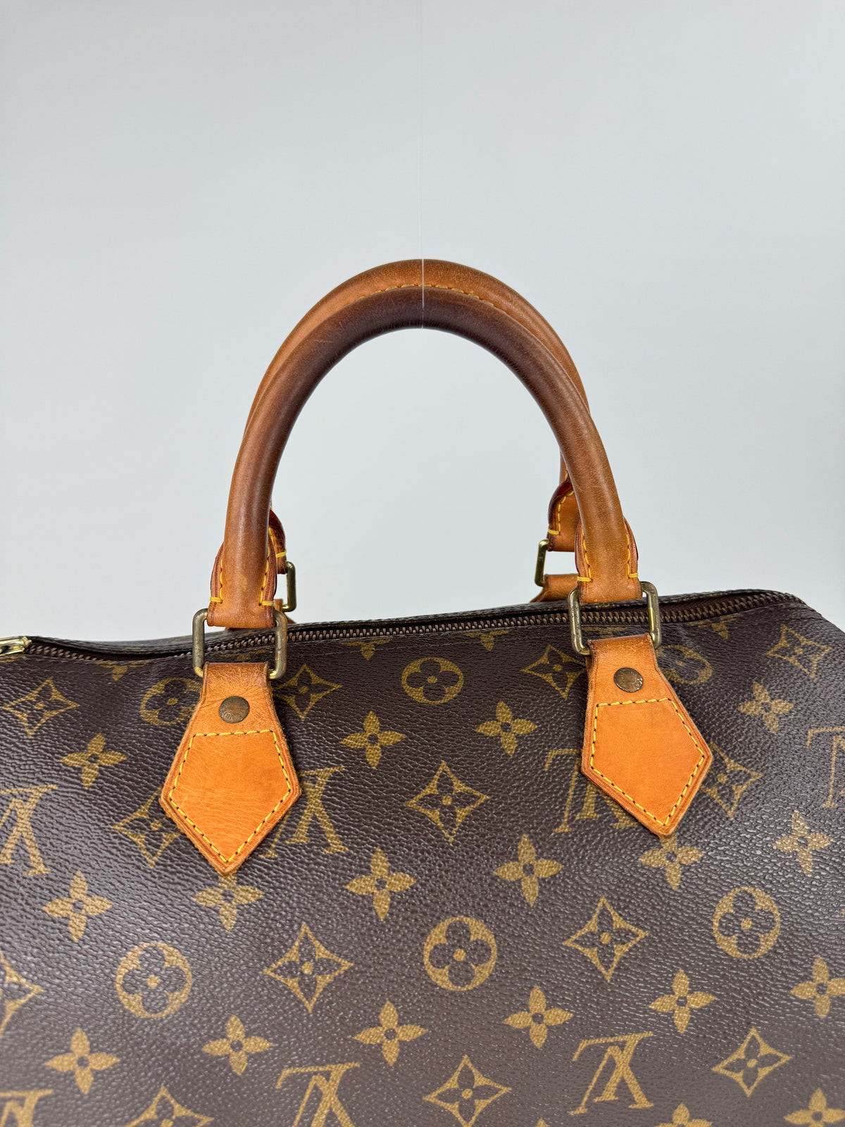 Louis Vuitton Speedy 30 - respace.studio