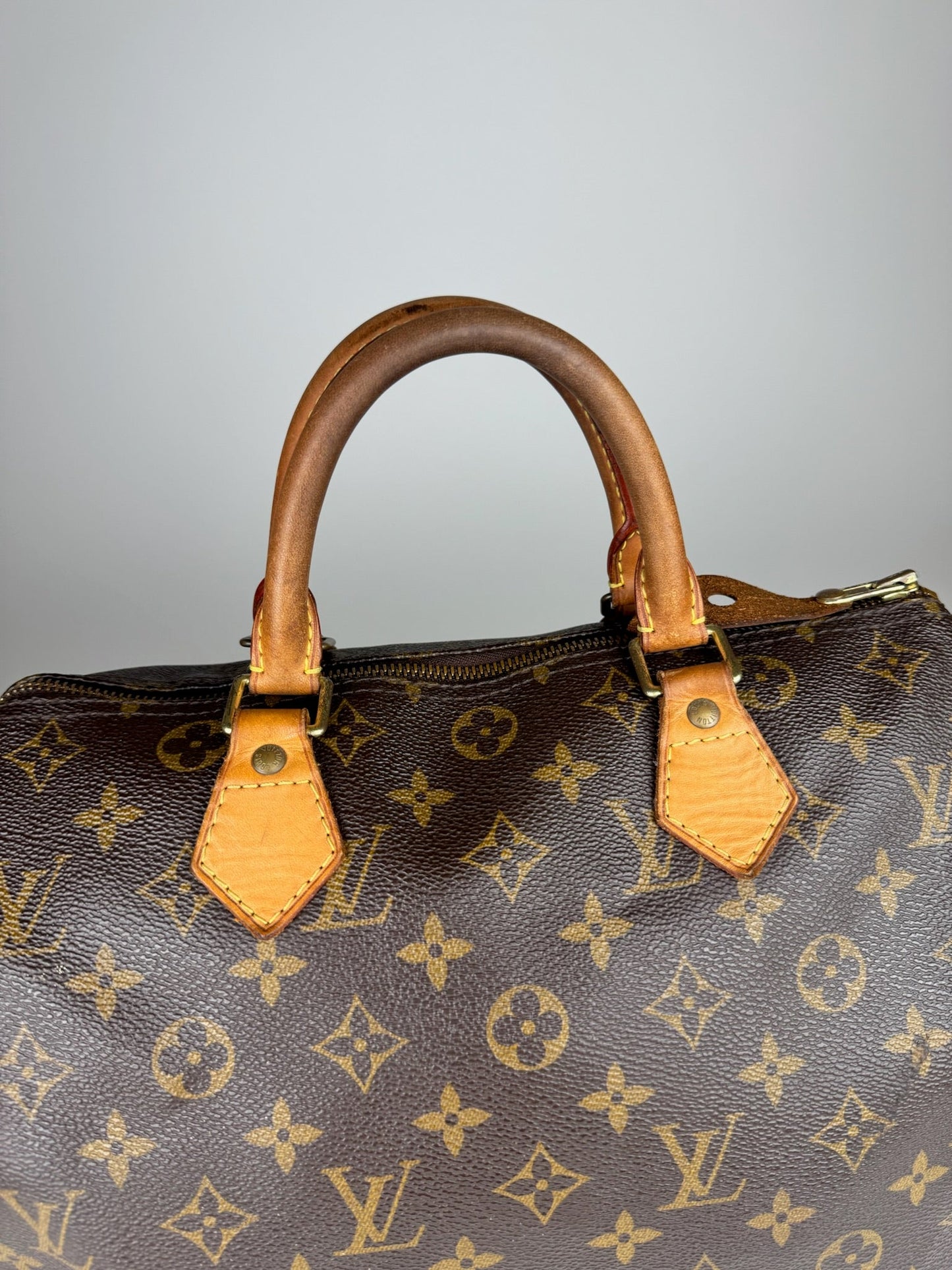 Louis Vuitton Speedy 30 - respace.studio