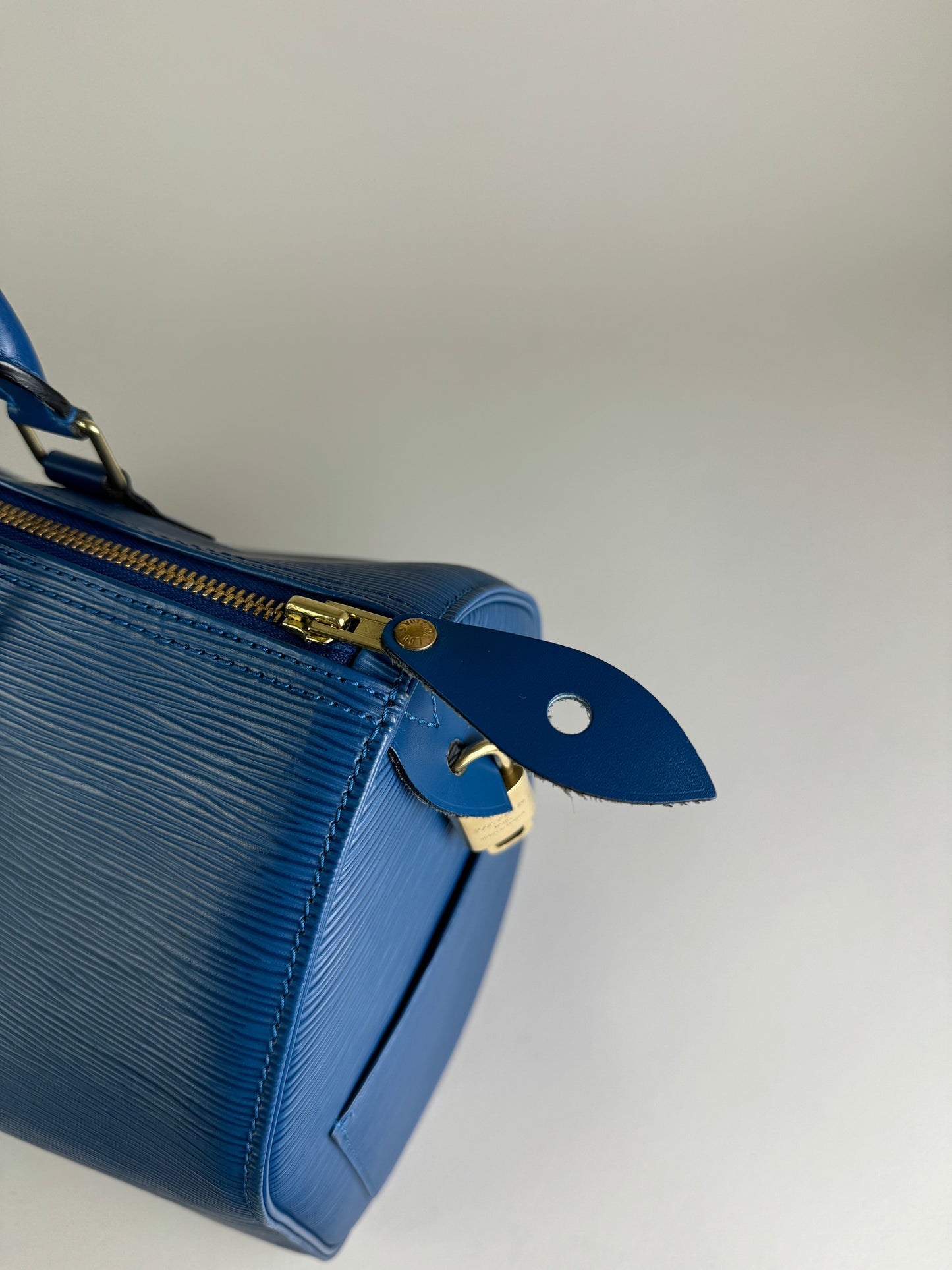 Louis Vuitton Speedy 30 - respace.studio