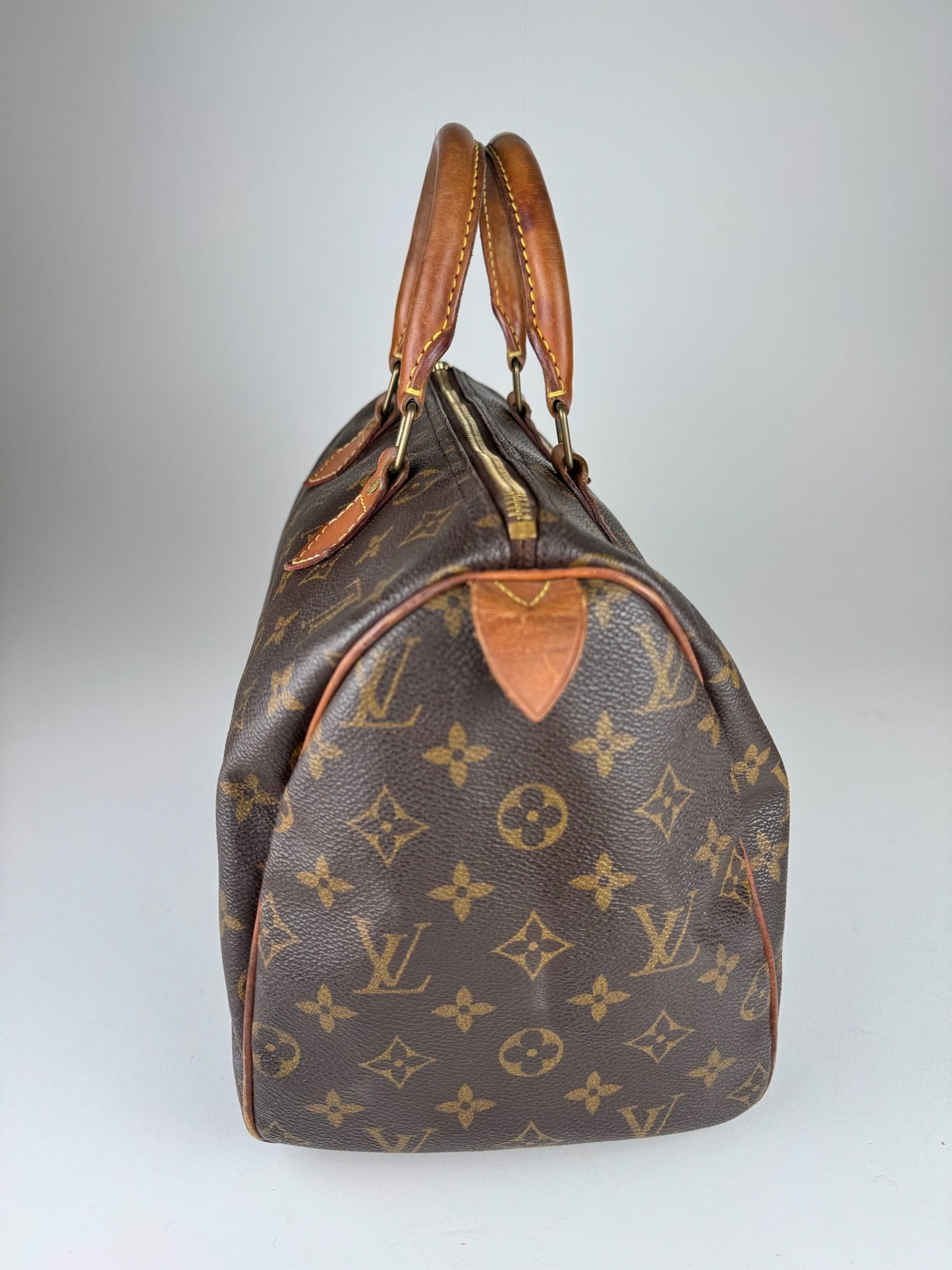 Louis Vuitton Speedy 30 - respace.studio