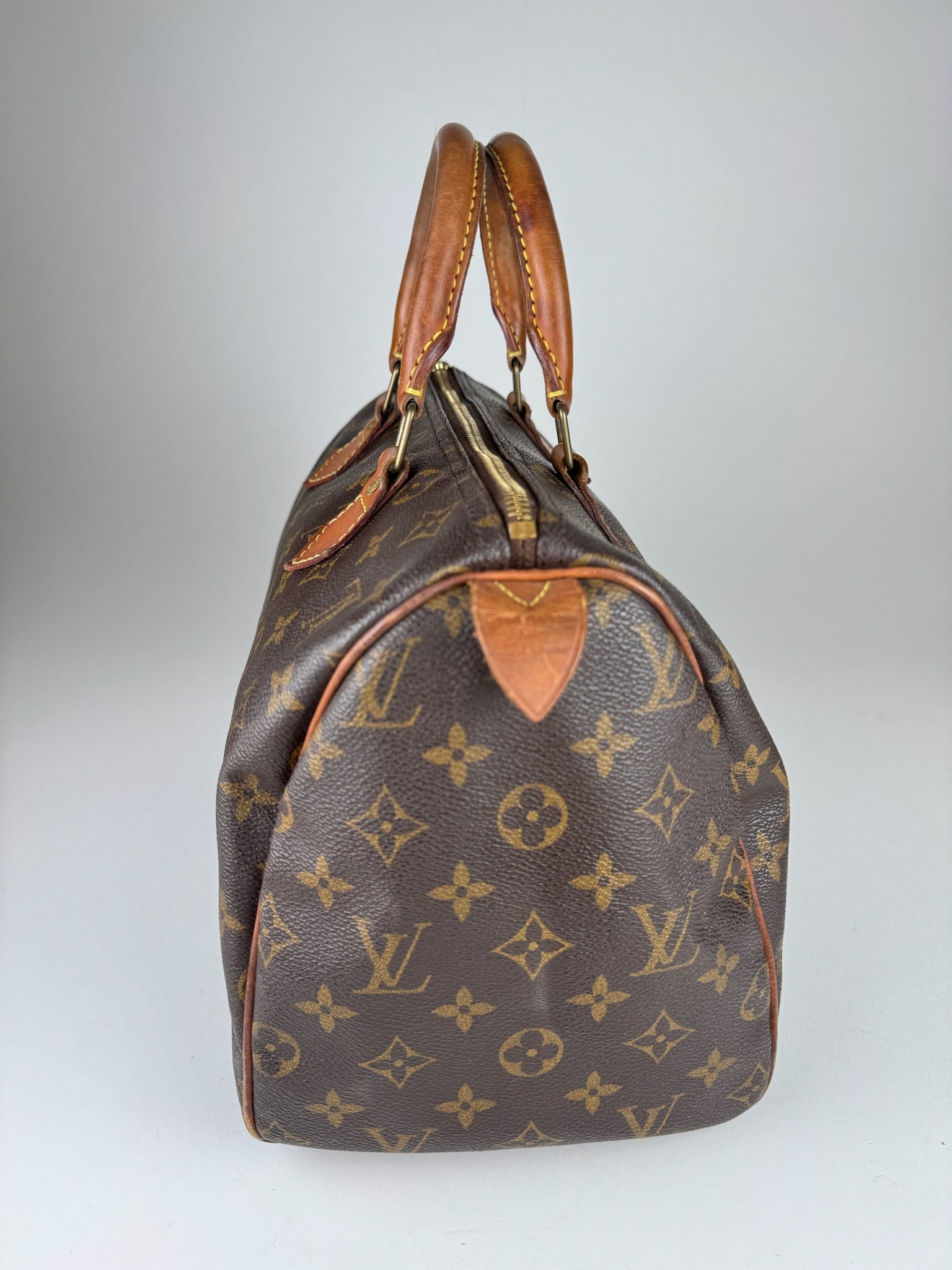 Louis Vuitton Speedy 30 - respace.studio