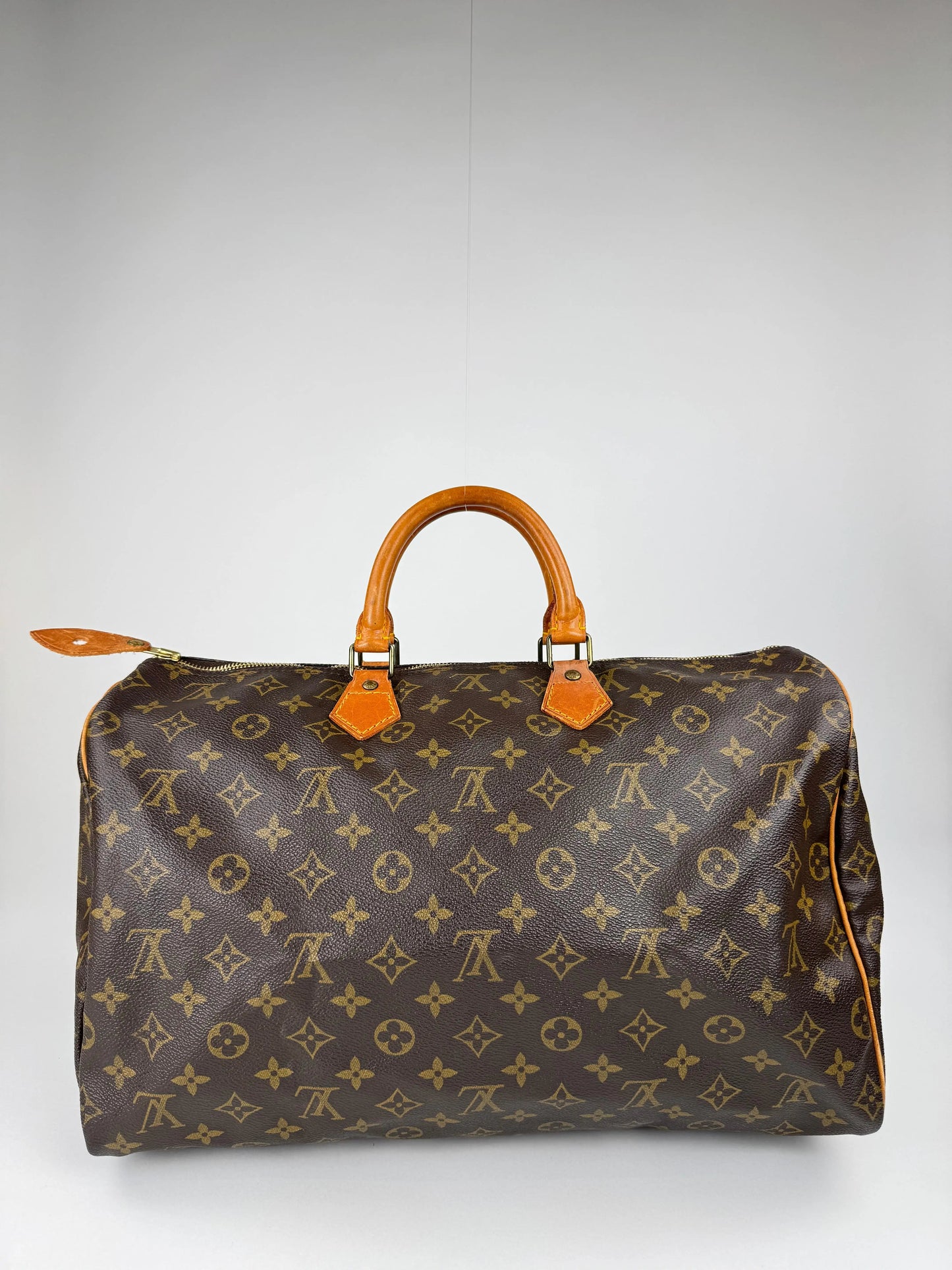 Louis Vuitton Speedy 40 - respace.studio