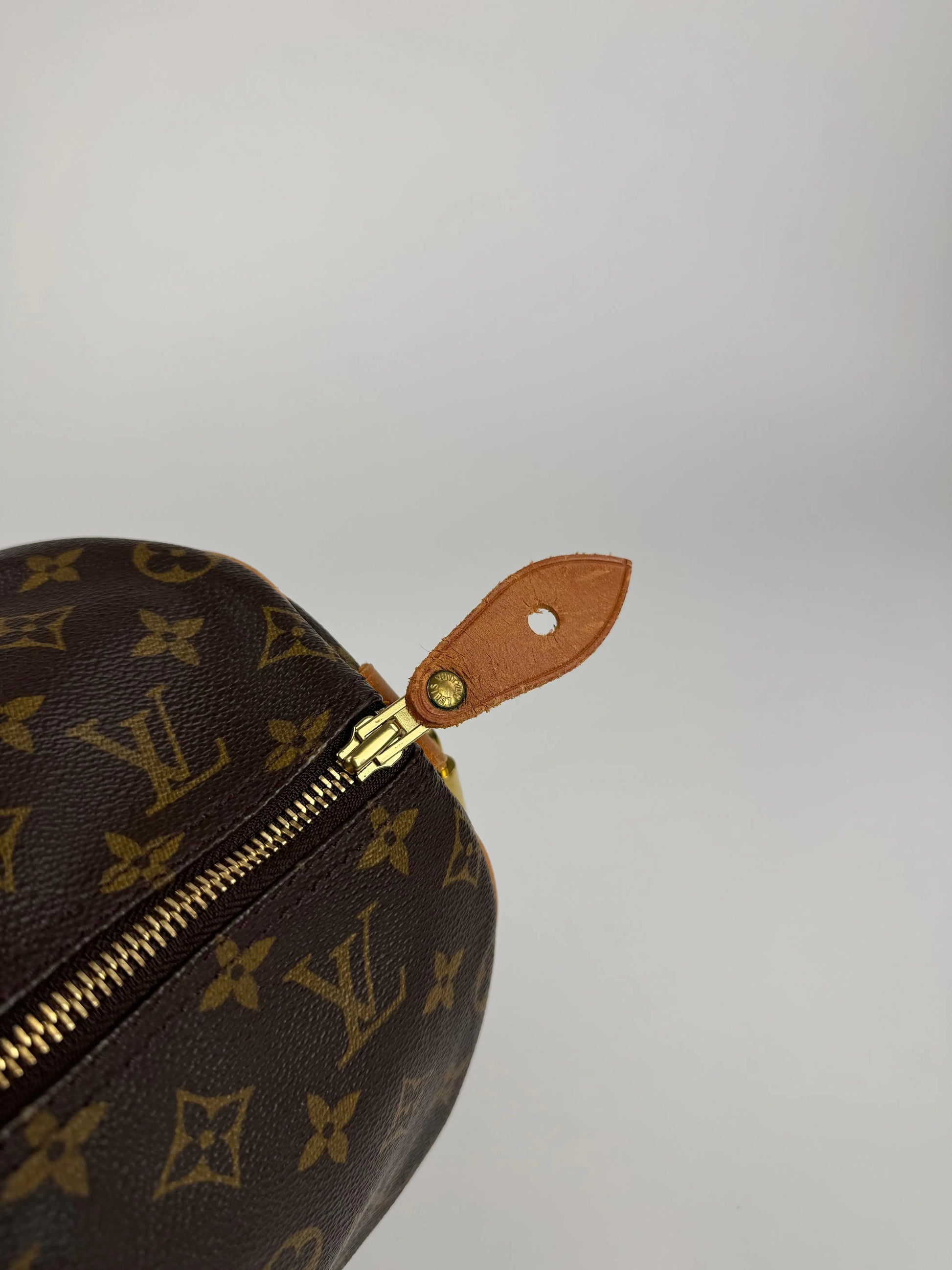 Louis Vuitton Speedy 40 - respace.studio