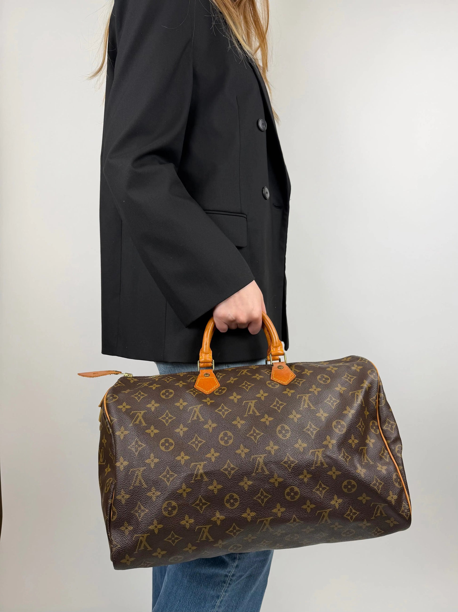 Louis Vuitton Speedy 40 - respace.studio