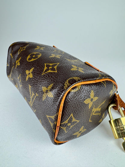 Louis Vuitton Speedy Nano - respace.studio
