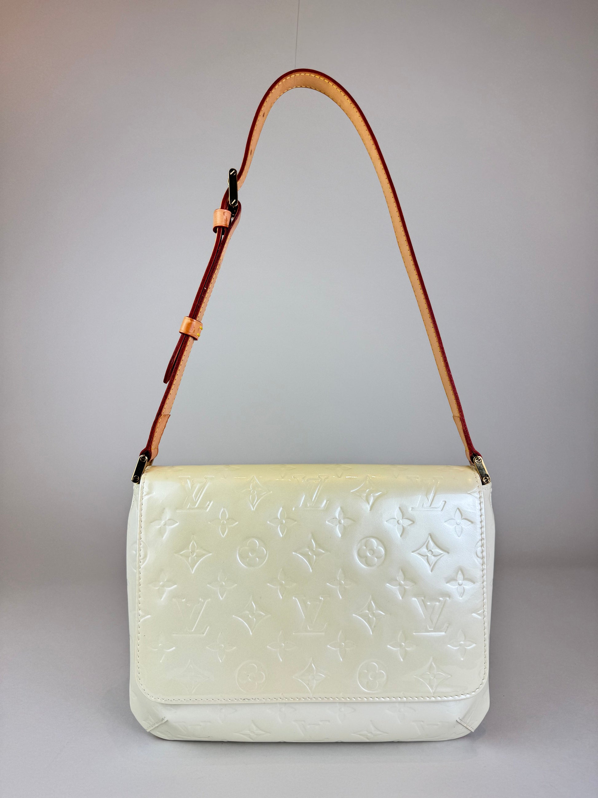 Louis Vuitton Thompson Vernis - respace.studio