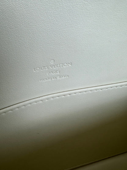 Louis Vuitton Thompson Vernis - respace.studio