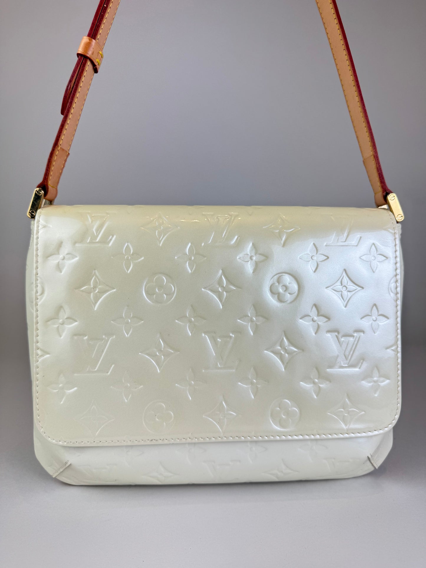 Louis Vuitton Thompson Vernis - respace.studio