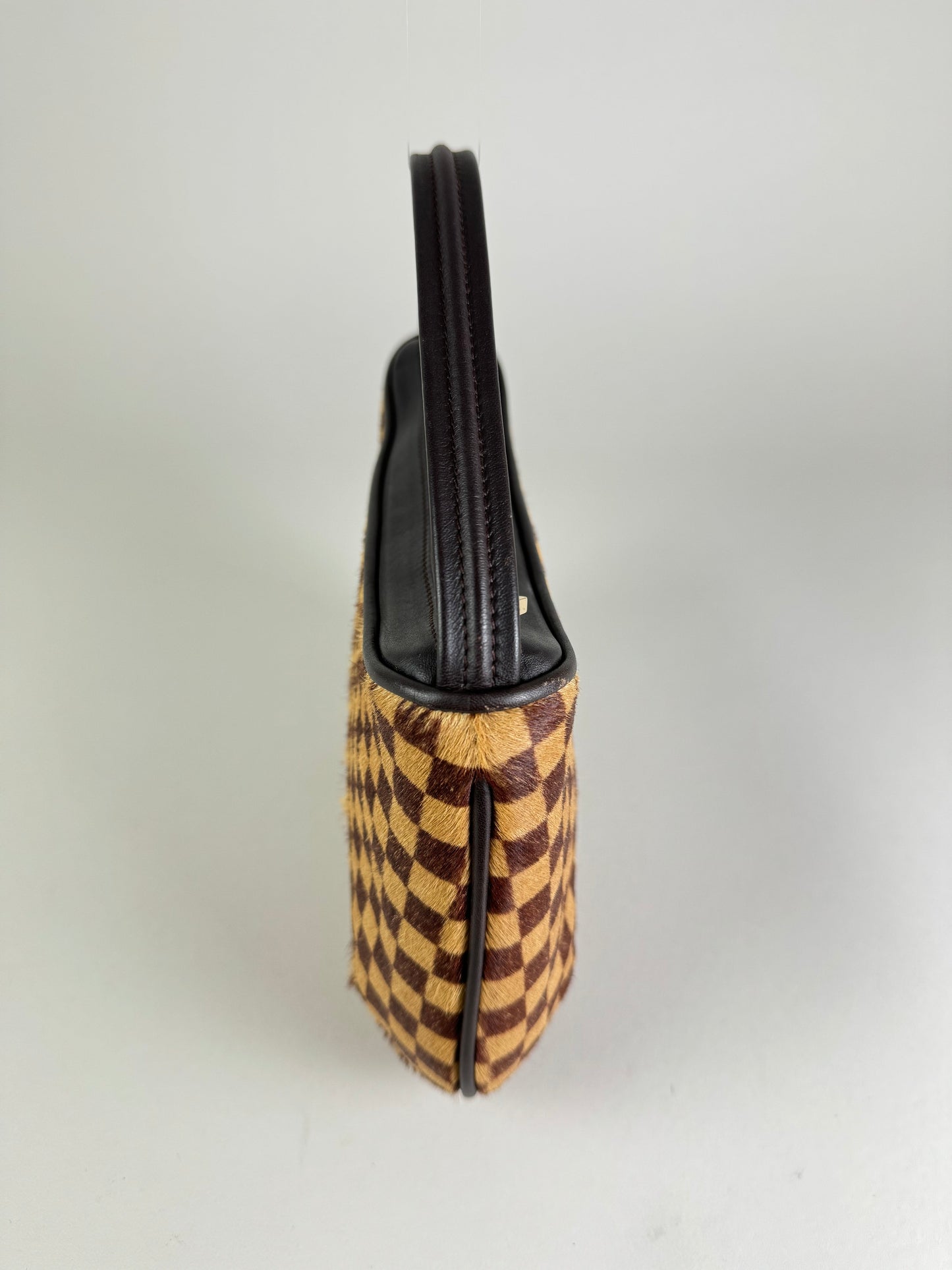 Louis Vuitton Tiger - respace.studio