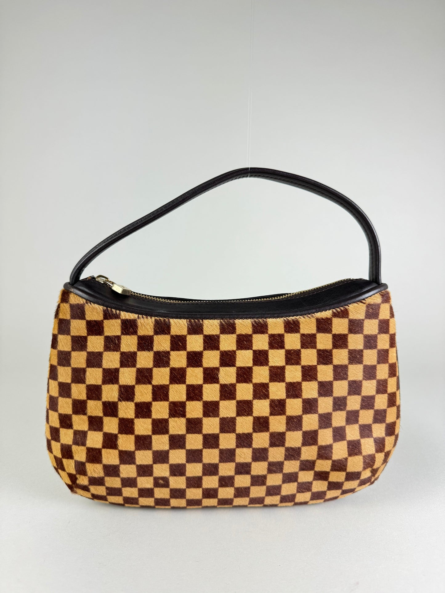 Louis Vuitton Tiger - respace.studio
