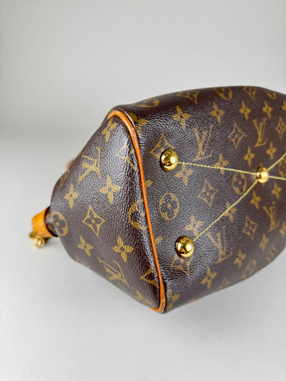 Louis Vuitton Tivoli PM - respace.studio