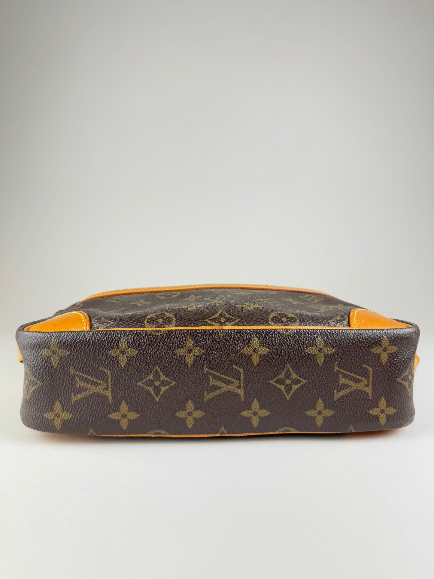 Louis Vuitton Trocadero 27 - respace.studio