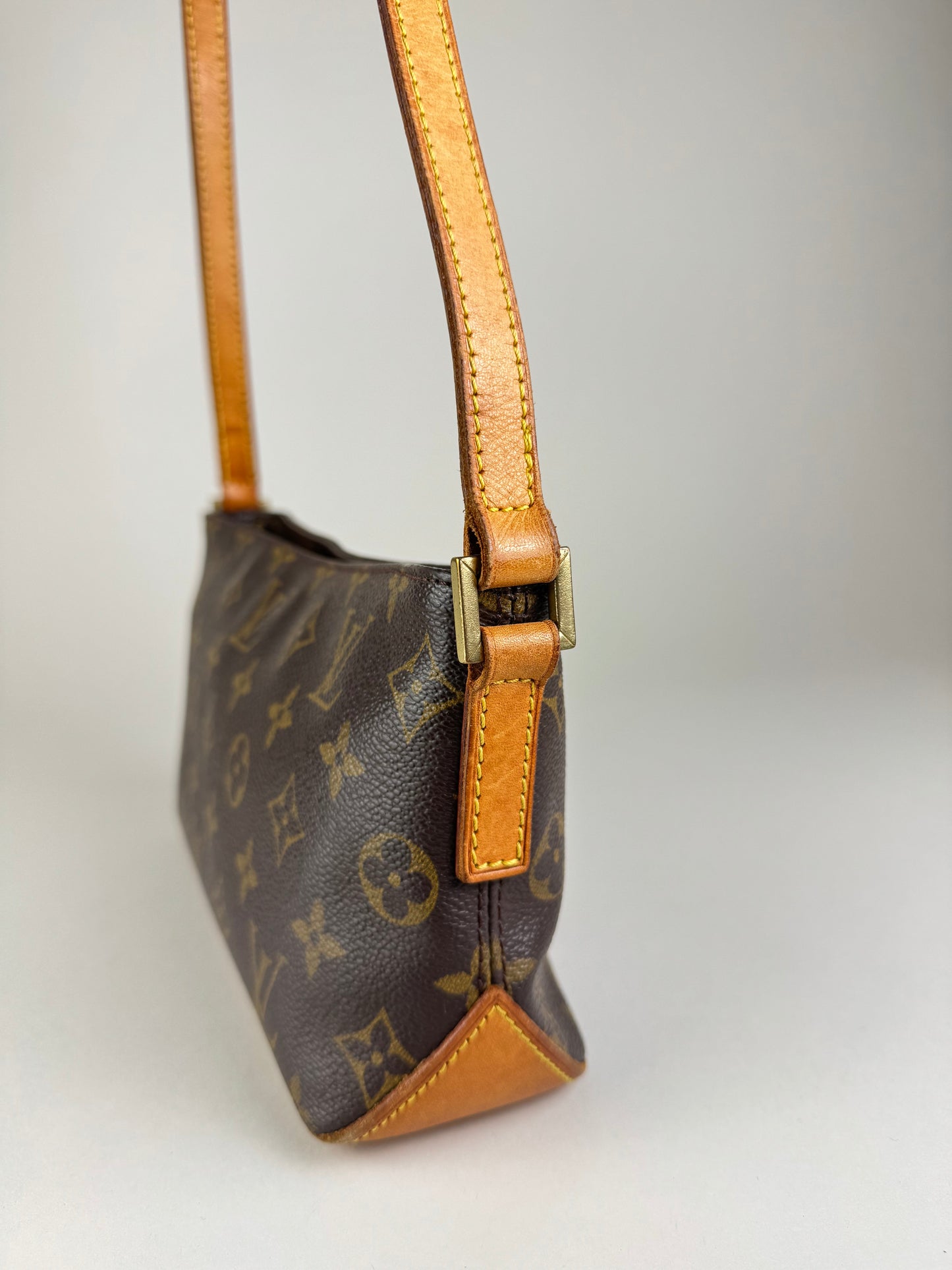 Louis Vuitton Trotteur - respace.studio