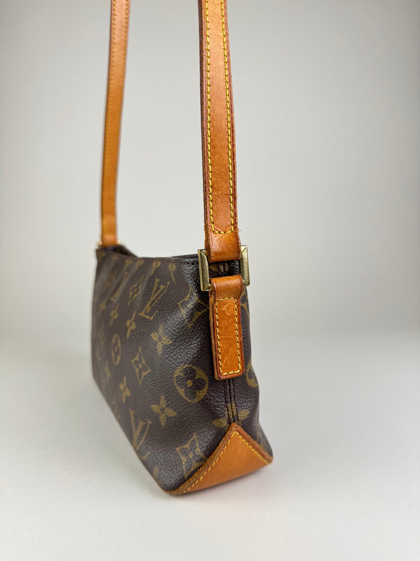 Louis Vuitton Trotteur - respace.studio