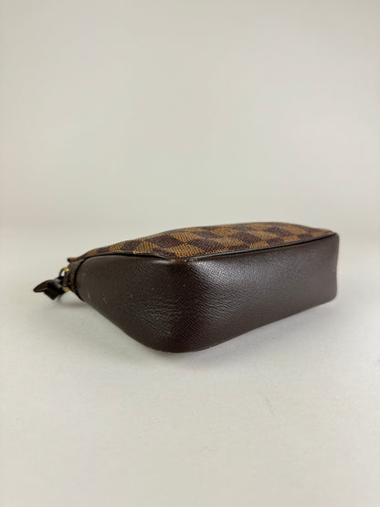 Louis Vuitton Trousse - respace.studio