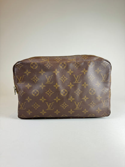 Louis Vuitton Trousse Toilette 28 - respace.studio