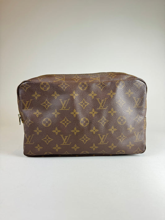 Louis Vuitton Trousse Toilette 28 - respace.studio