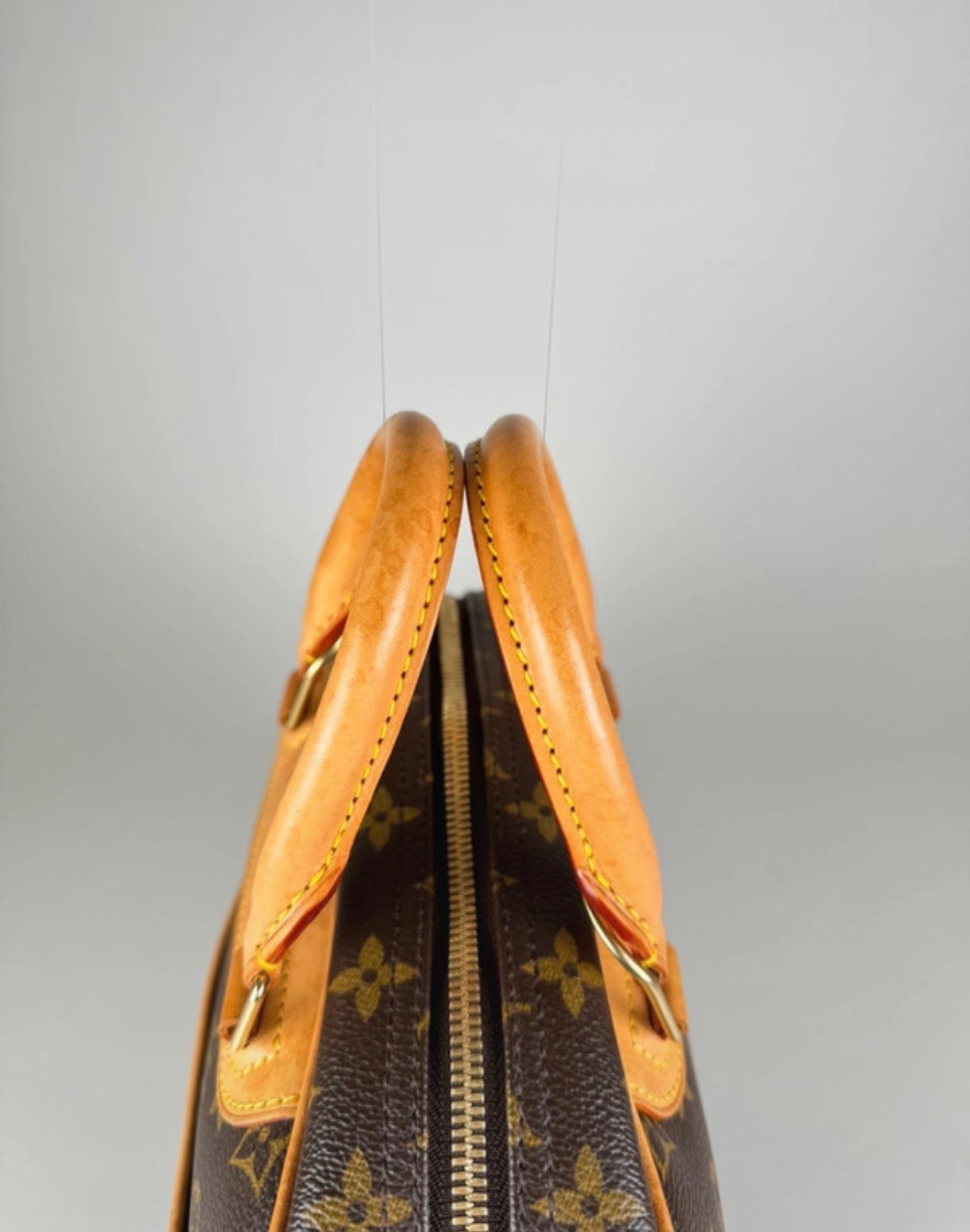 Louis Vuitton Trouville - respace.studio