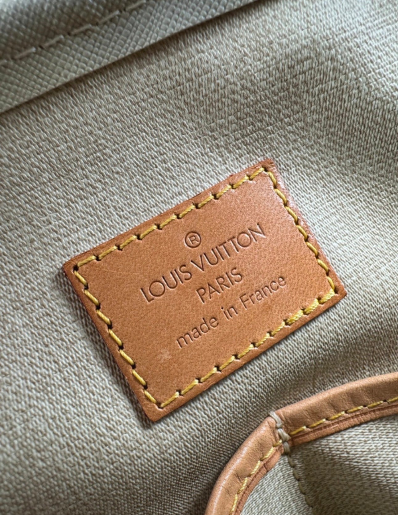 Louis Vuitton Trouville - respace.studio