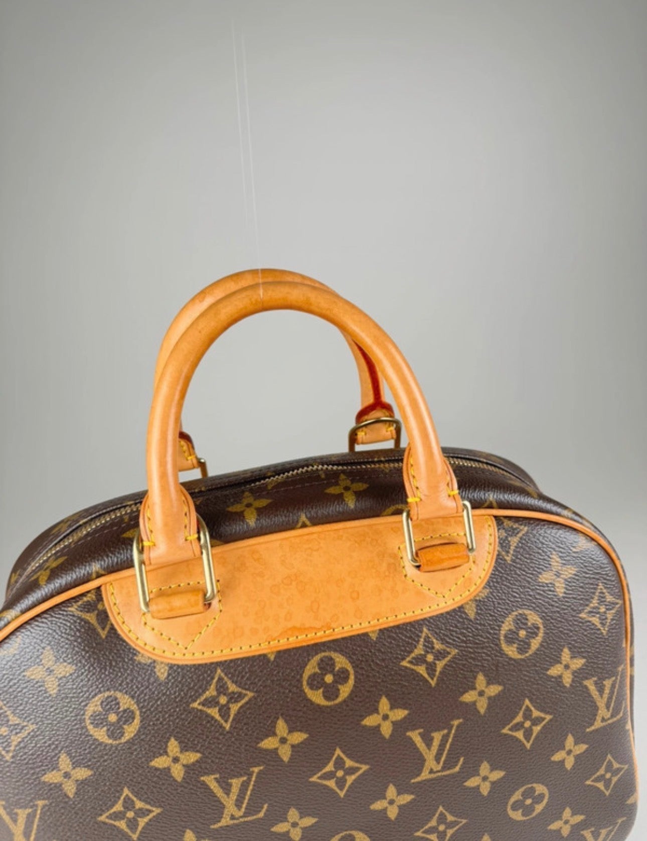 Louis Vuitton Trouville - respace.studio
