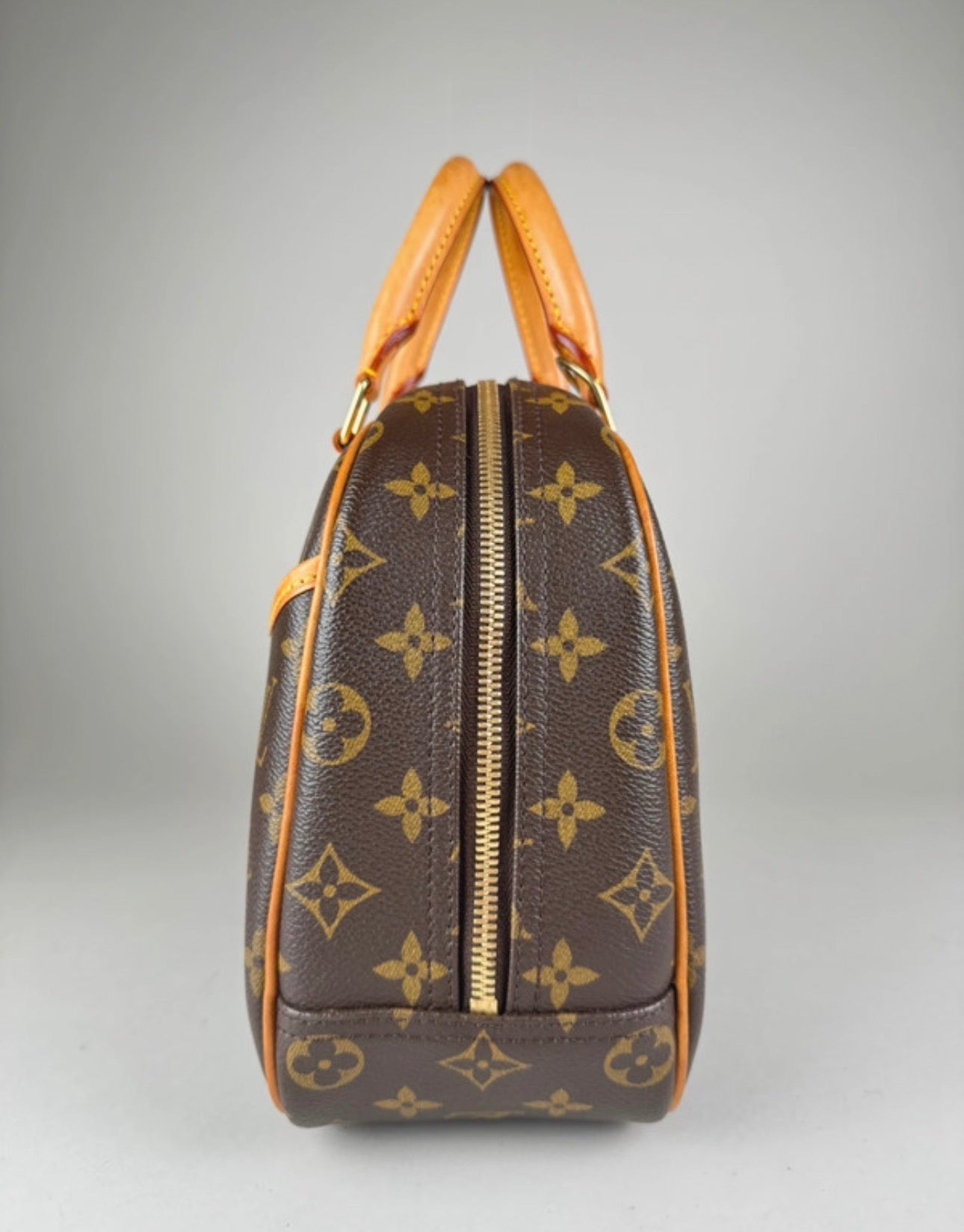 Louis Vuitton Trouville - respace.studio