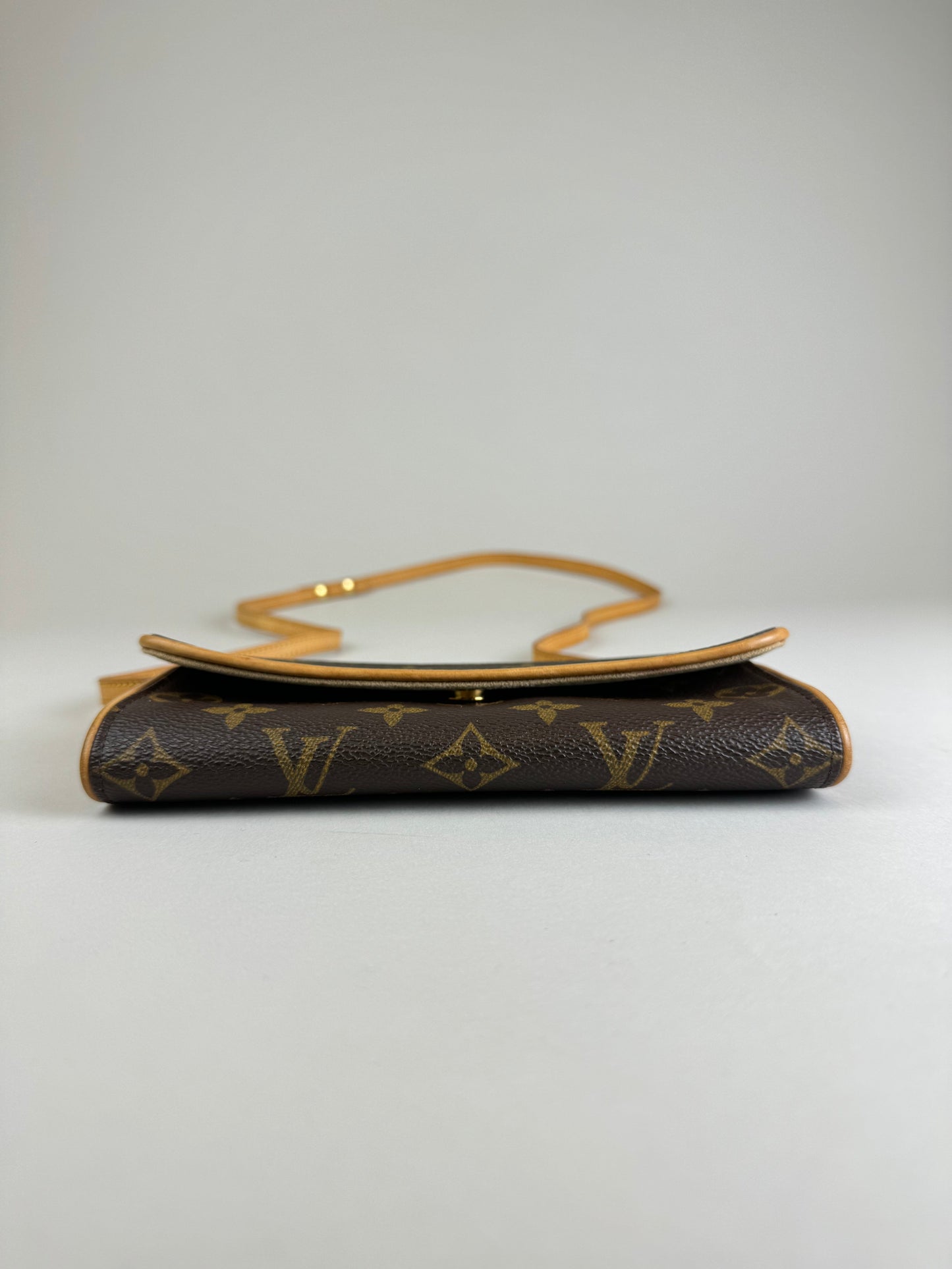 Louis Vuitton Twin PM - respace.studio