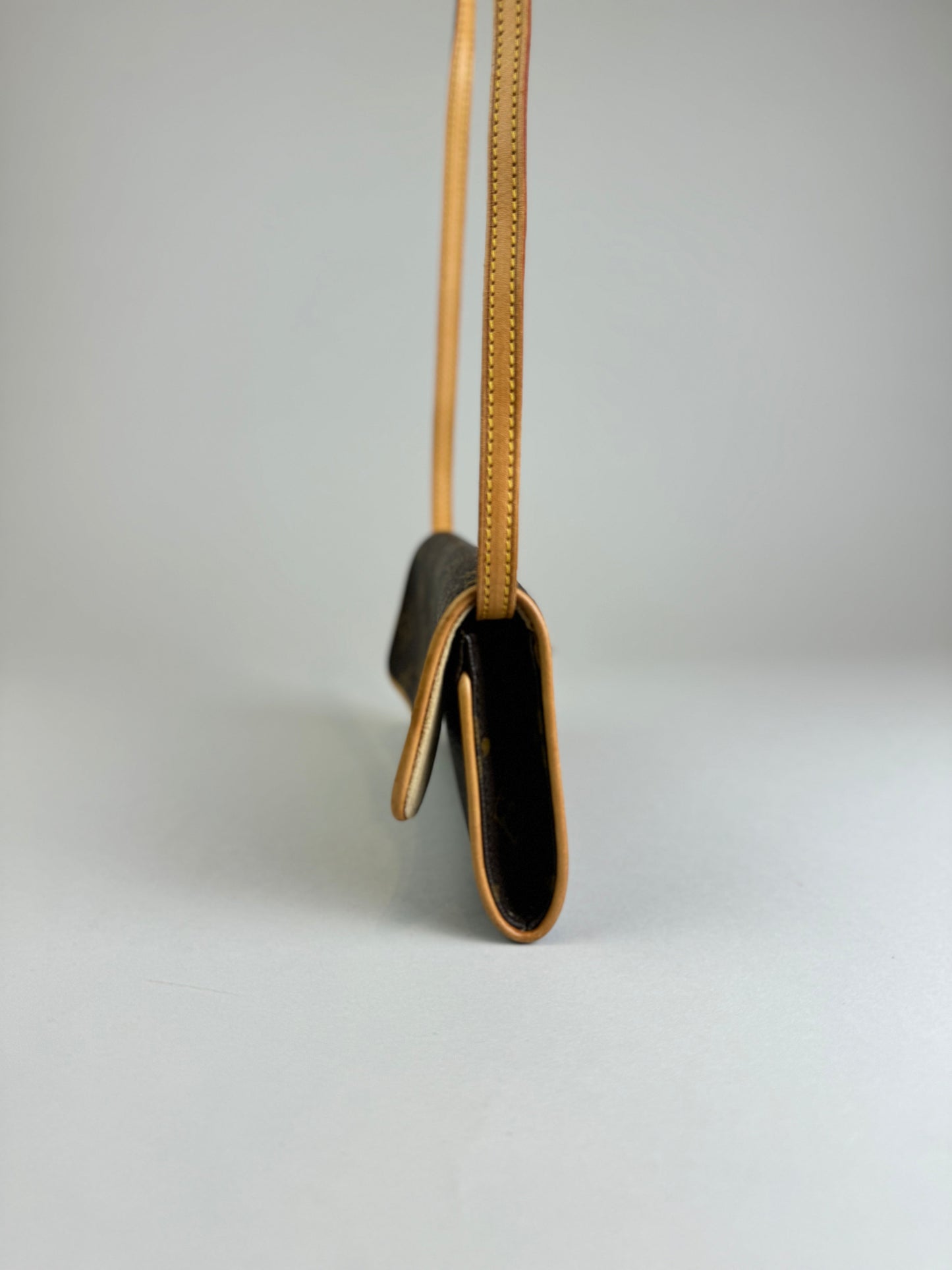 Louis Vuitton Twin PM - respace.studio