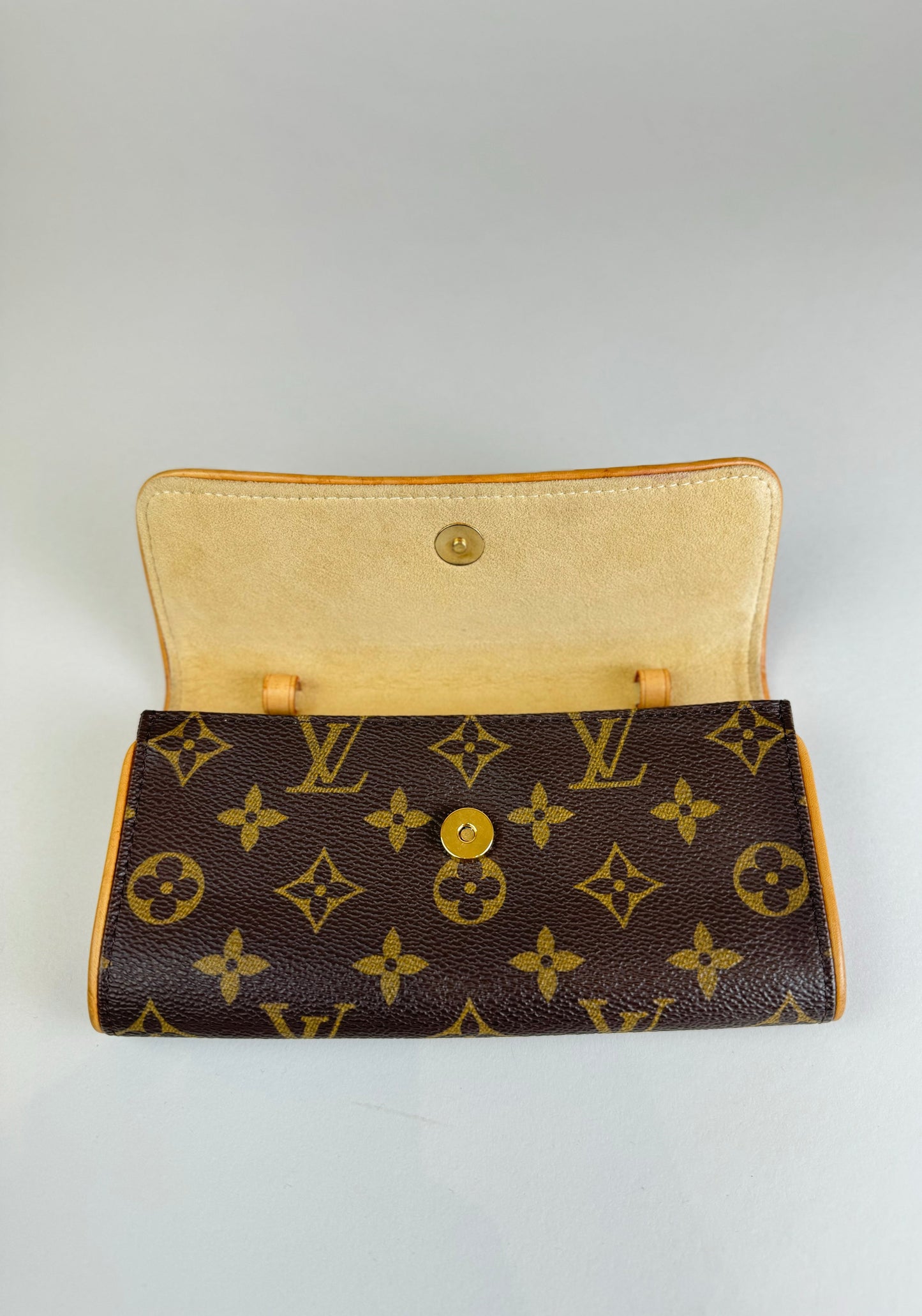 Louis Vuitton Twin PM - respace.studio