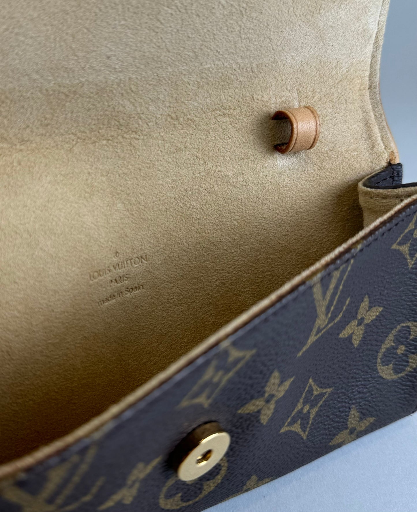 Louis Vuitton Twin PM - respace.studio