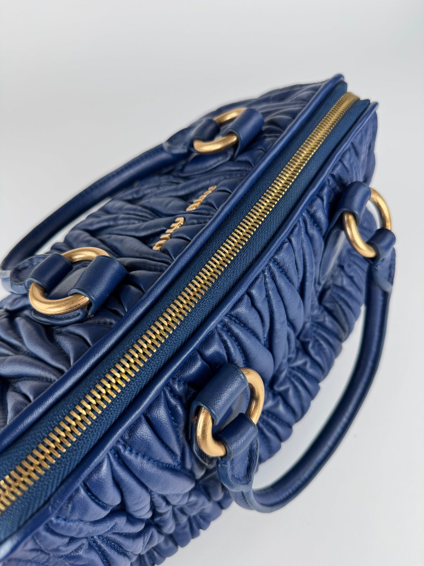 Miu Miu Matelasse Sac A Main - respace.studio