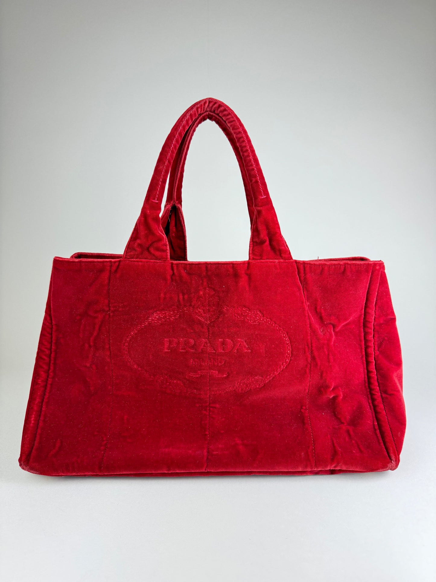 Prada Canapa MM Velour - respace.studio