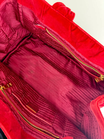 Prada Canapa MM Velour - respace.studio