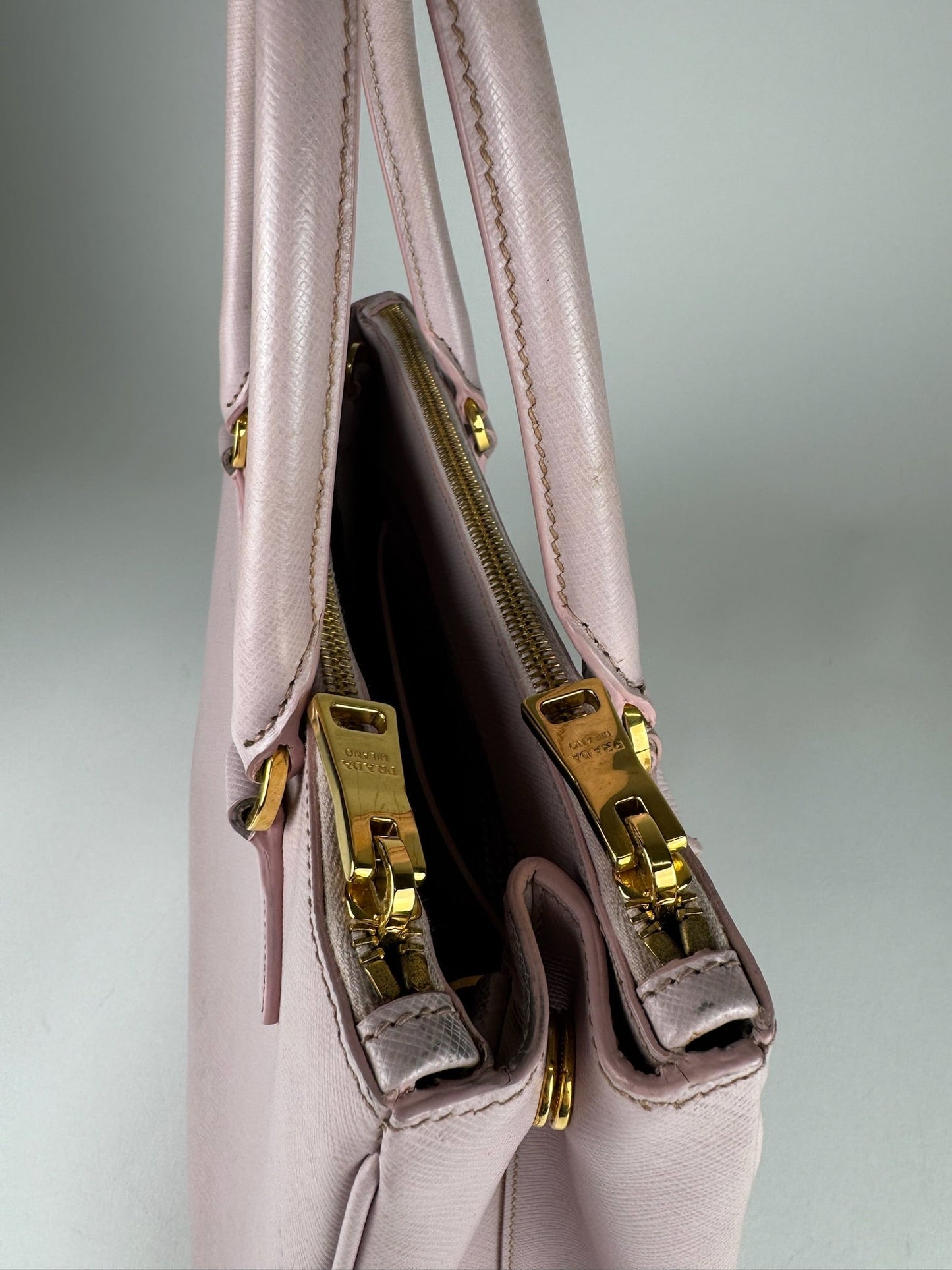 Prada Galleria - respace.studio