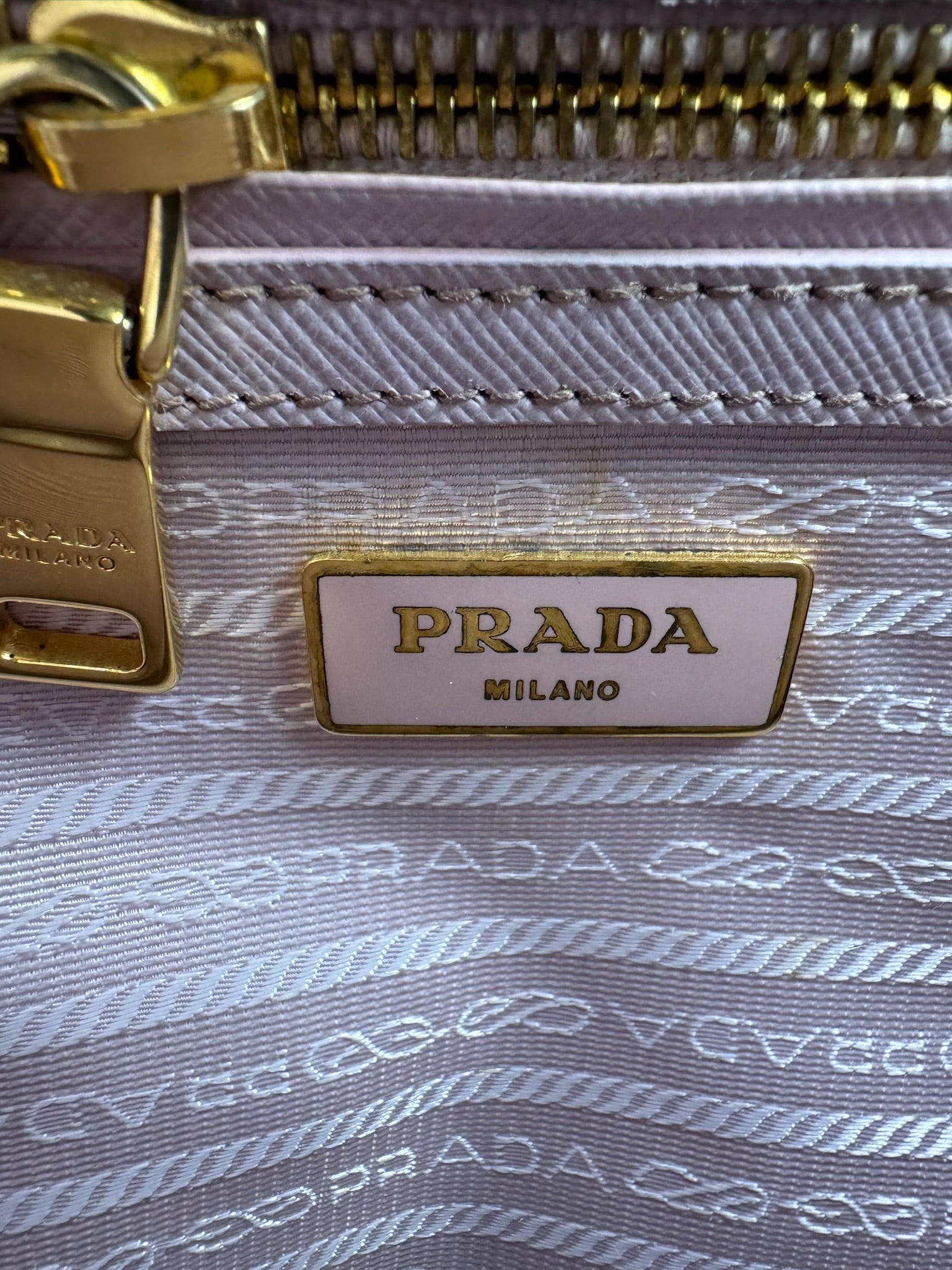 Prada Galleria - respace.studio