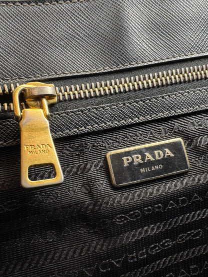 Prada Galleria Medium - respace.studio