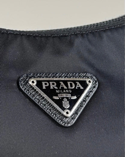 Prada Nylon Re - Edition 2000 - respace.studio