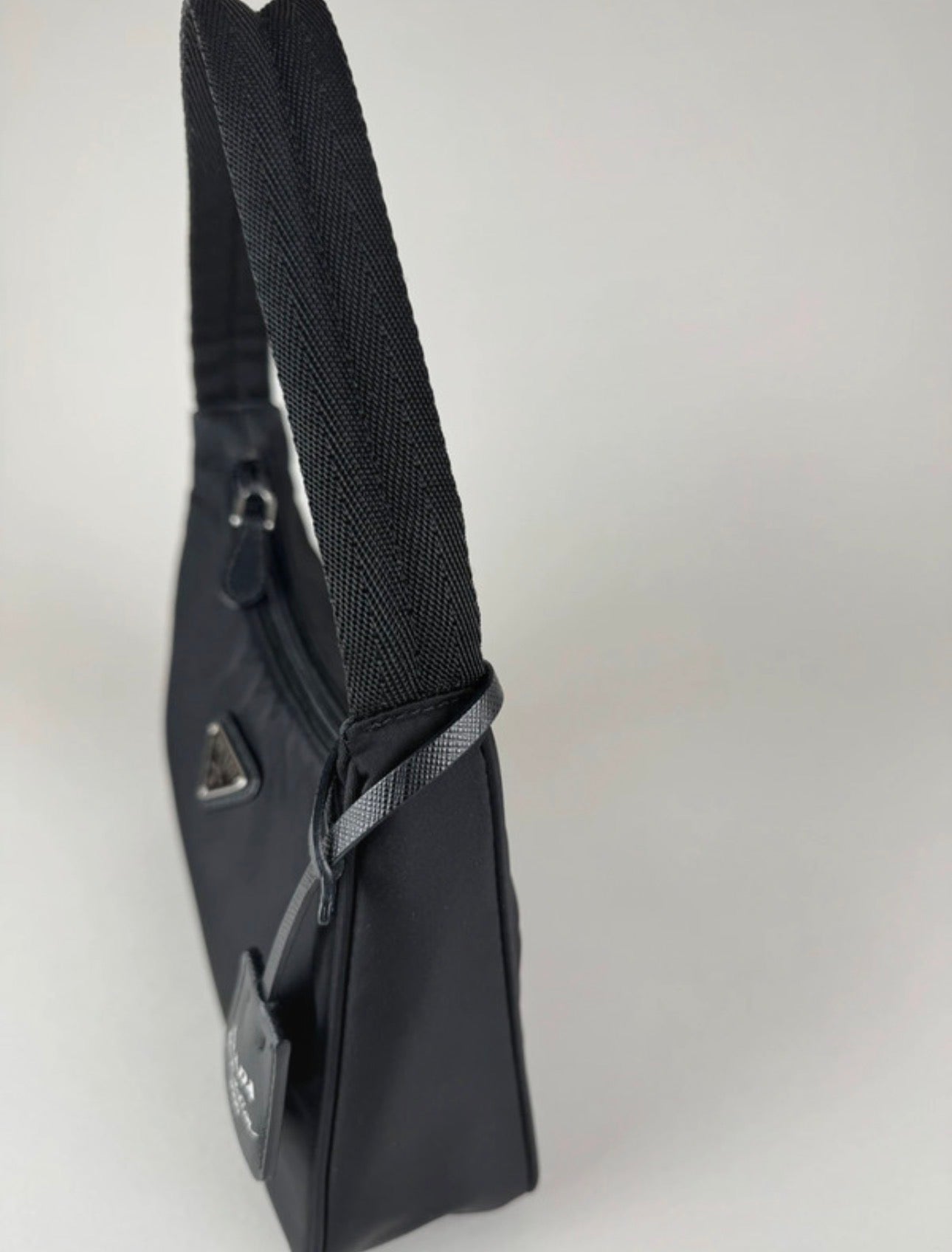 Prada Nylon Re - Edition 2000 - respace.studio