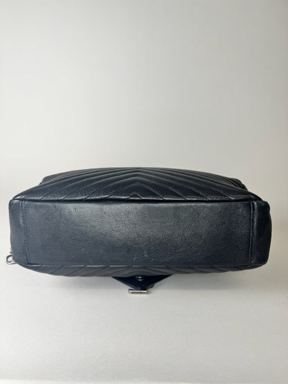 Yves Saint Laurent Chevron - respace.studio