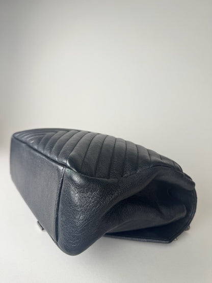 Yves Saint Laurent Chevron - respace.studio