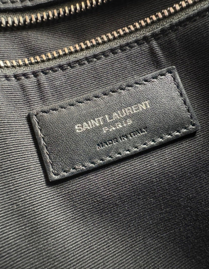 Yves Saint Laurent Loulou - respace.studio