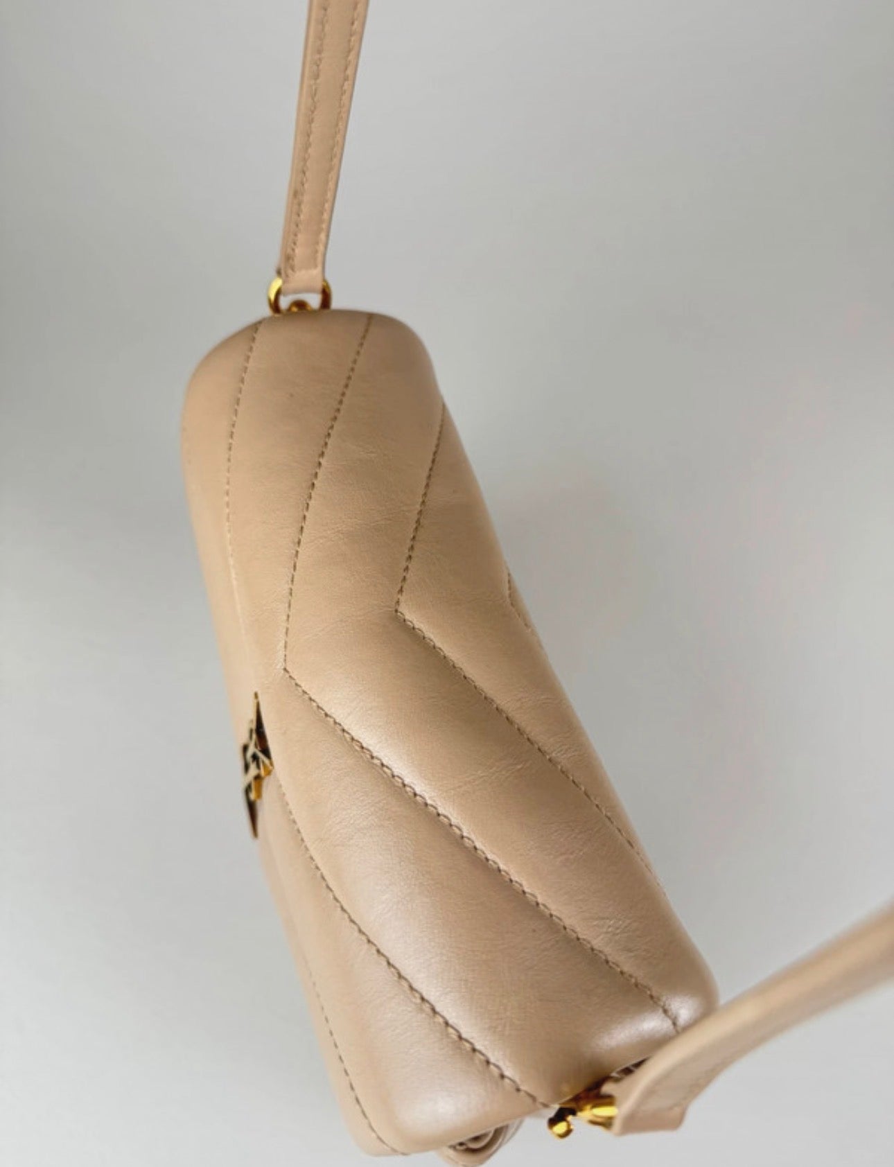 Yves Saint Laurent Toy Loulou - respace.studio