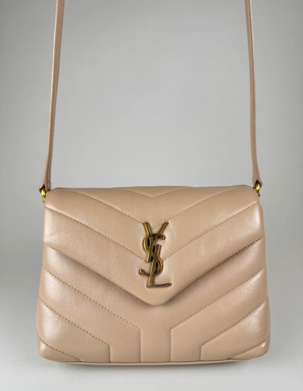 Yves Saint Laurent Toy Loulou - respace.studio